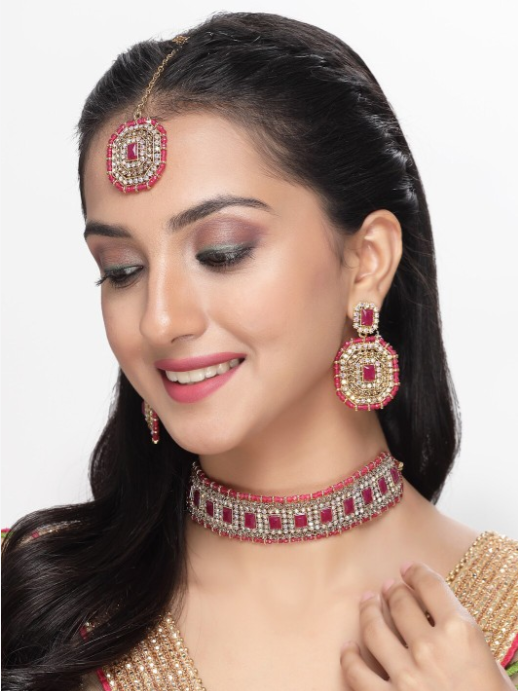 Royal Gold-Plated Kundan & Pearl Choker Set - Image 3
