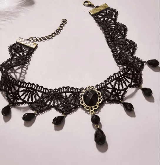 Black Pearl Choker Necklace made from Crystal - Image 2